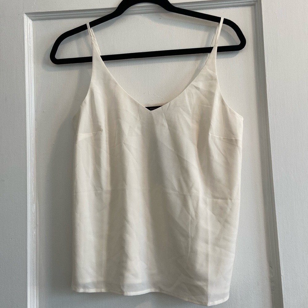 Banana Republic White Camisole Tank Top. Size: XS & S